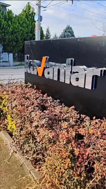 A-PLUS Reklam — Açık alan kutu harf uygulaması, Instagram gönderi kapağı